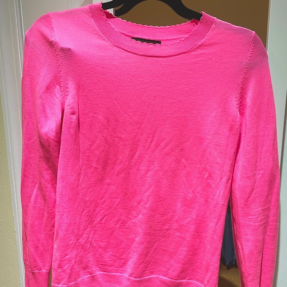 Banana Republic Merino Wool Hot Pink Sweater - Picture 2 of 4